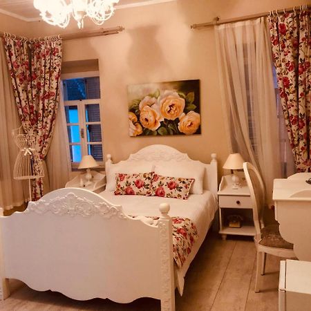 The White Hotel Алачати Экстерьер фото