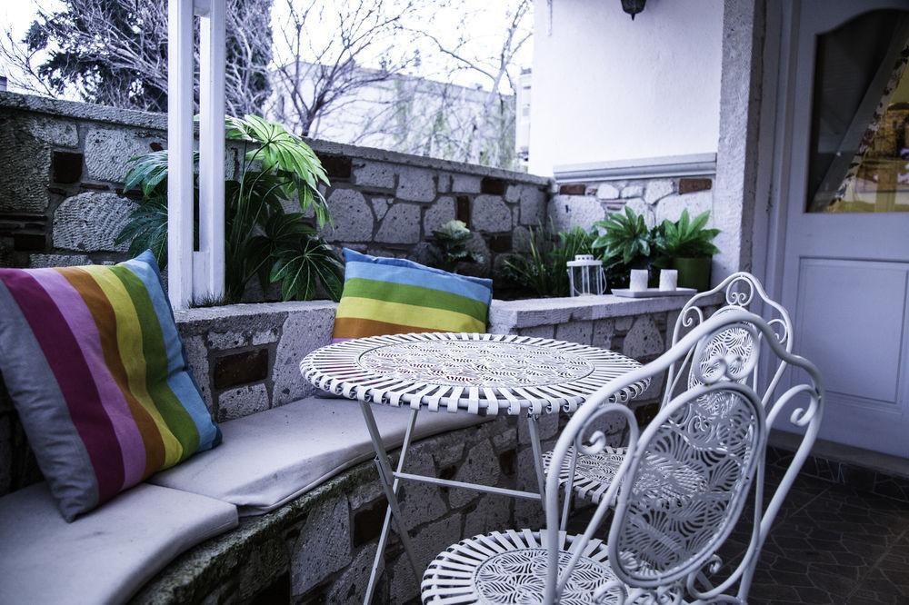 The White Hotel Алачати Экстерьер фото
