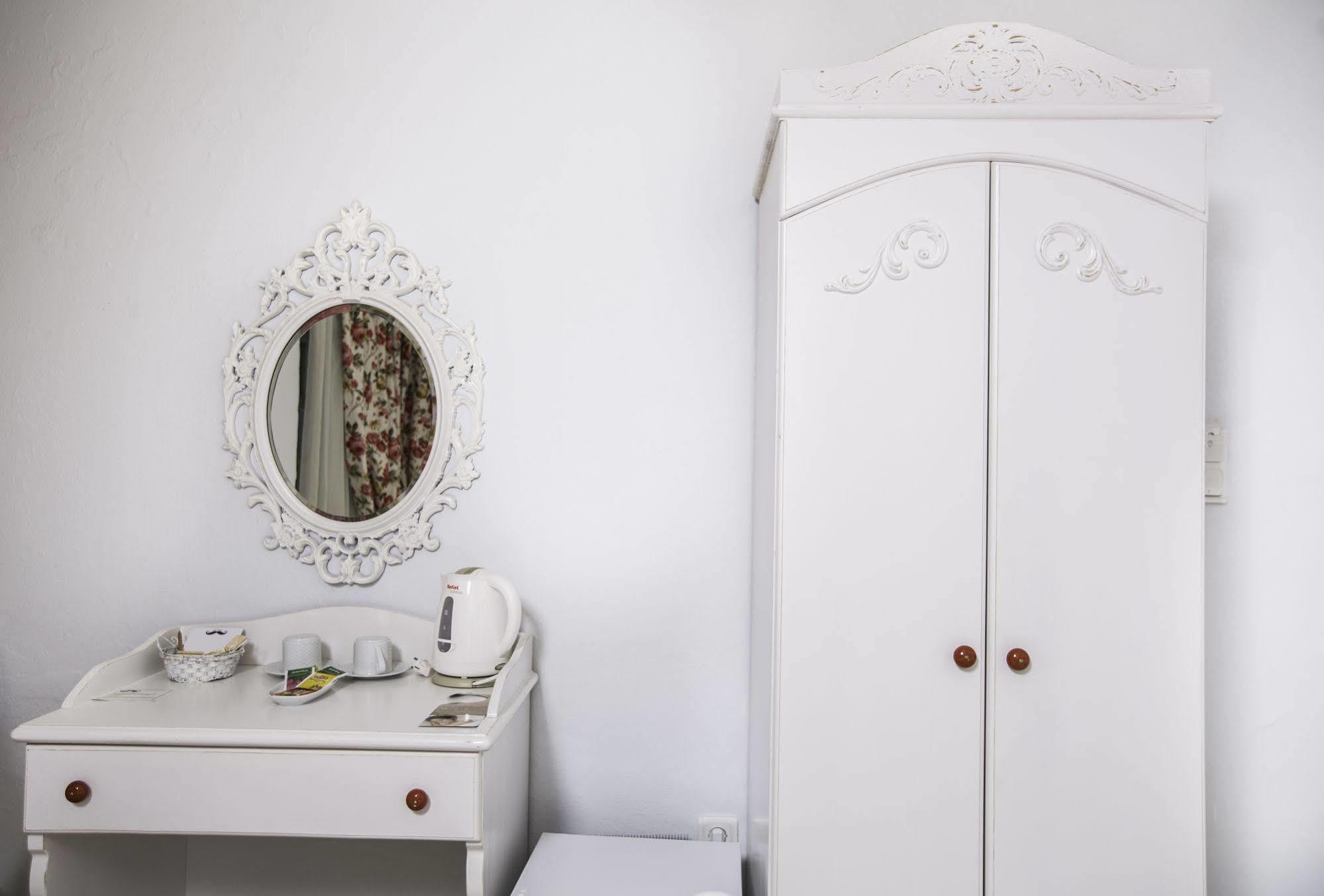 The White Hotel Алачати Экстерьер фото