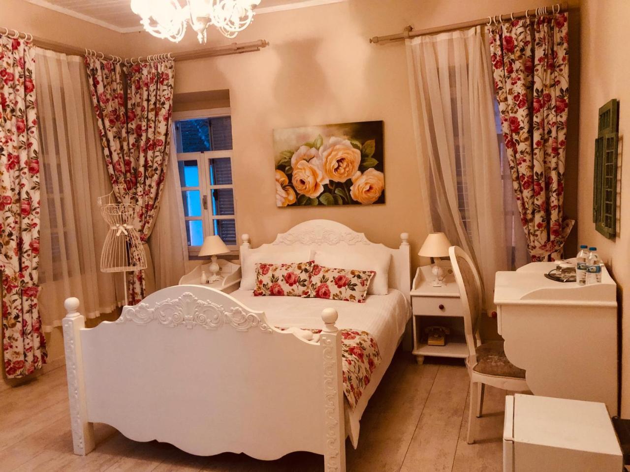The White Hotel Алачати Экстерьер фото